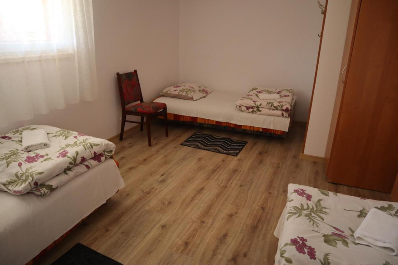 Osrodek Wypoczynkowy " Bieszczady" Hotel Myczkowce Buitenkant foto