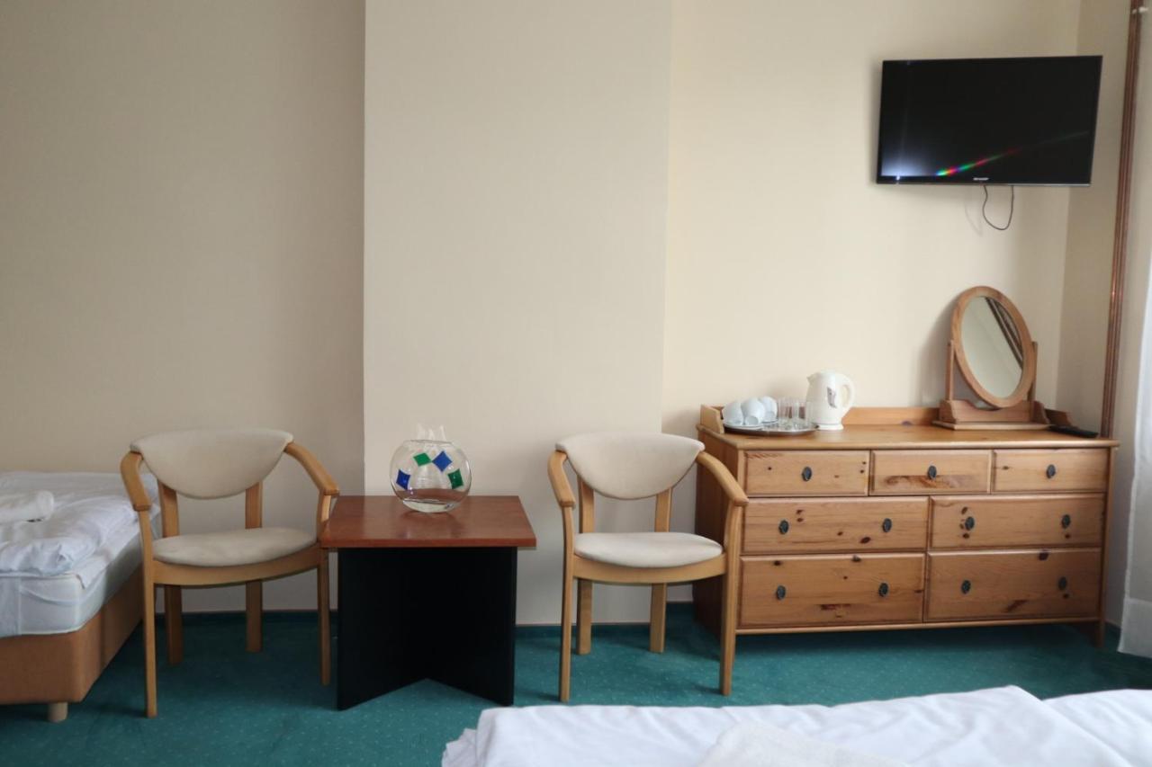 Osrodek Wypoczynkowy " Bieszczady" Hotel Myczkowce Buitenkant foto
