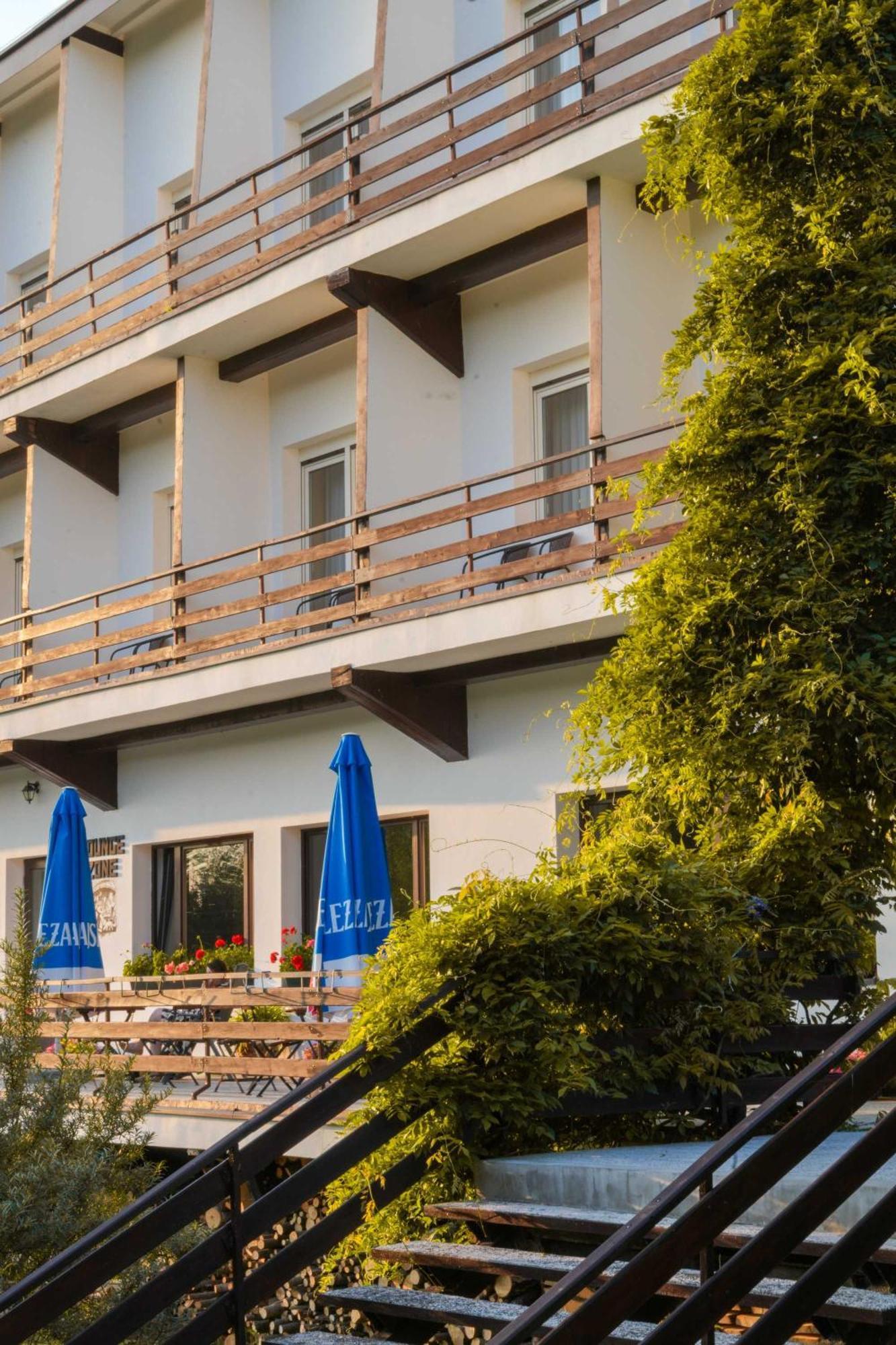 Osrodek Wypoczynkowy " Bieszczady" Hotel Myczkowce Buitenkant foto